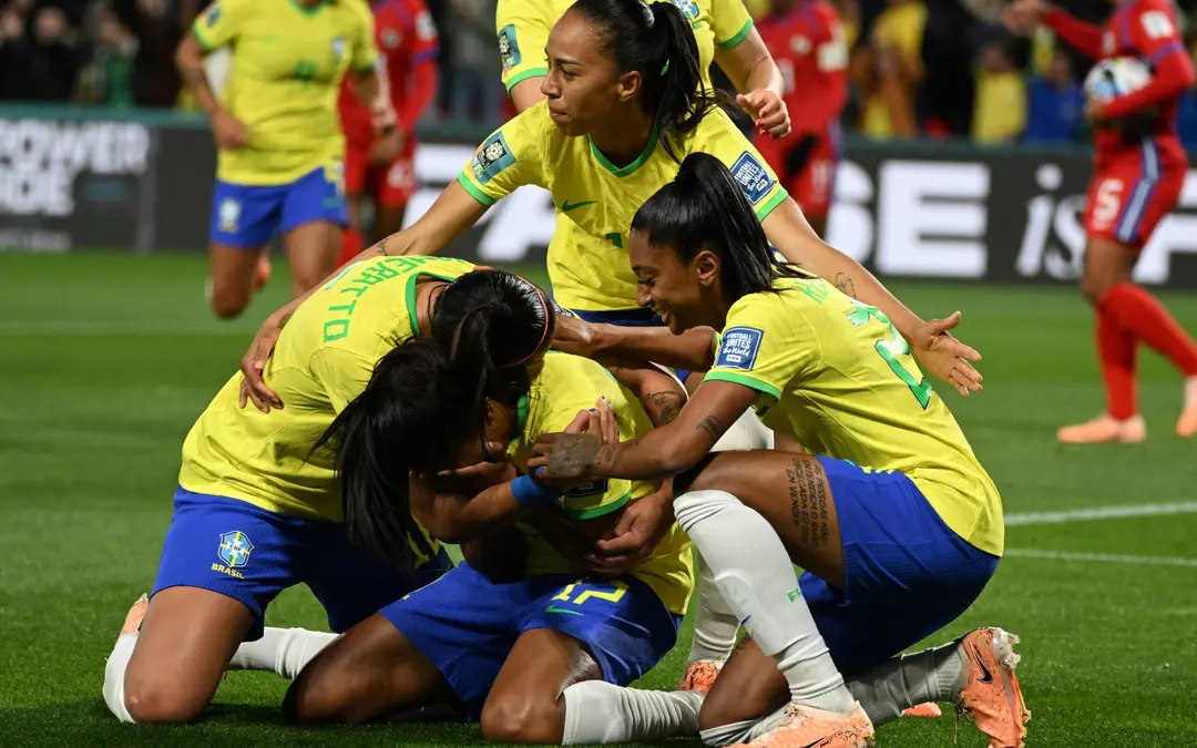 Copa do Mundo Feminina: Brasil ganha de Panamá no primeiro jogo - Rádio  Costa do Sol