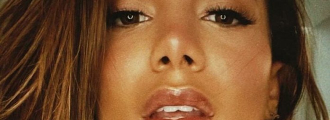 Pela 1ª vez Anitta aparece no Hot 100 da revista ‘Billboard’