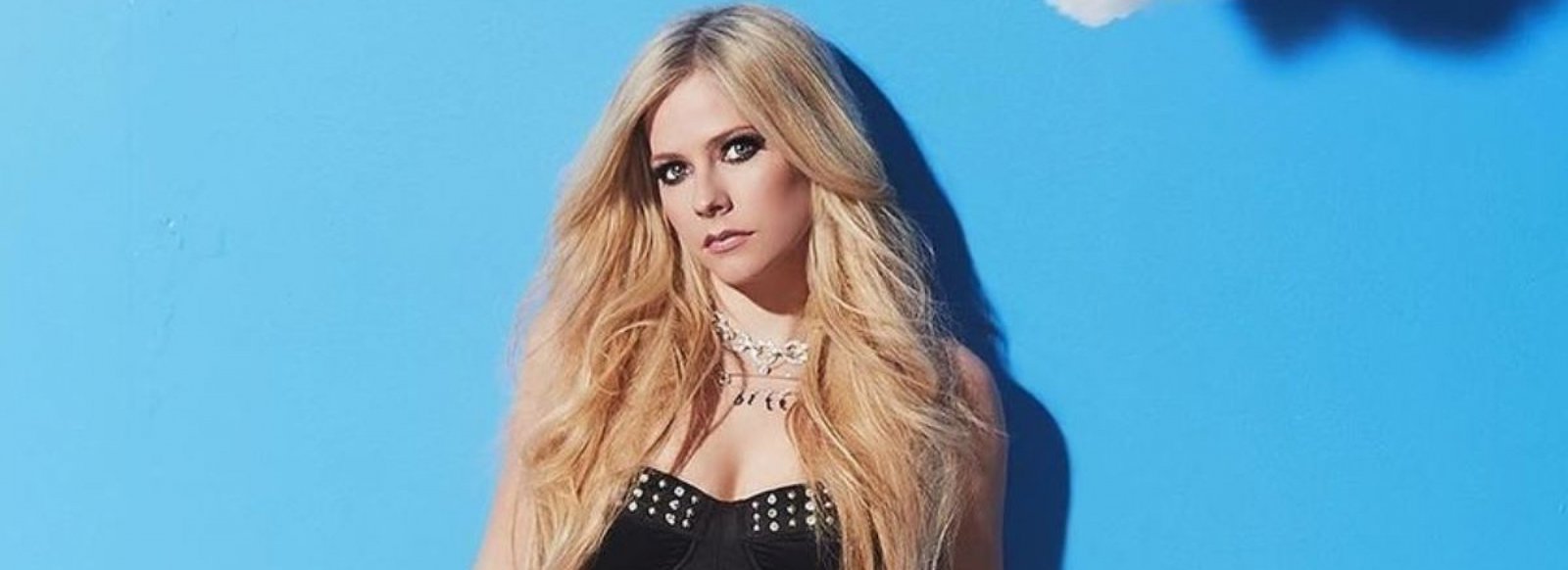 Avril Lavigne confirma próximo álbum para 2023 Rádio Costa do Sol