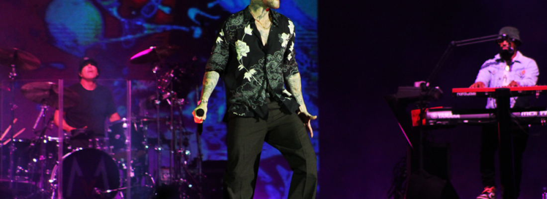 Maroon 5 faz show e declara que o Brasil é o local favorito da banda para se apresentar