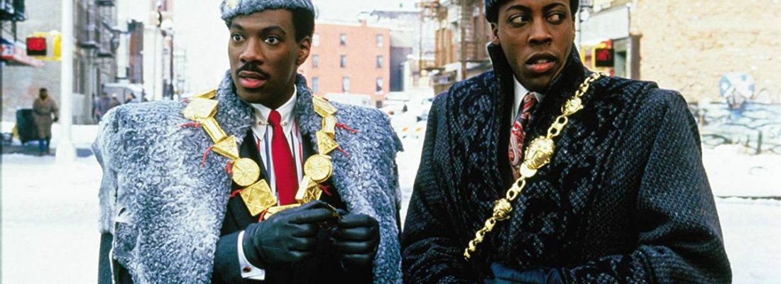 Eddie Murphy está de volta como Príncipe Akeem Joffer em Um Príncipe em Nova York 2, continuação tardia do clássico da década de 1980.