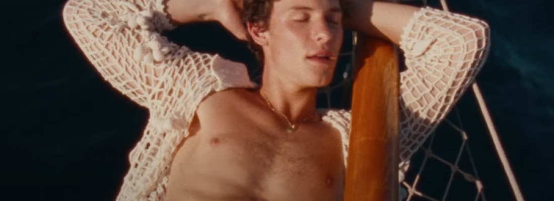 Em clipe de “Summer of Love”, Shawn Mendes se diverte ao lado de amigos