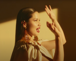 Juliette lança 1º clipe da carreira como cantora profissional