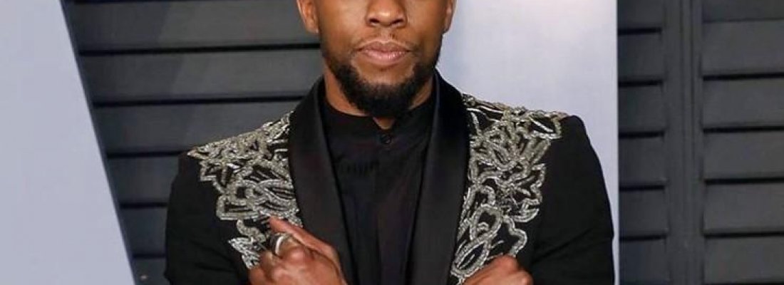 Chadwick Boseman, o ‘Pantera Negra’, é premiado no Globo de Ouro