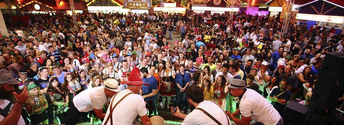 Blumenau cancela Oktoberfest 2020 e festa de réveillon