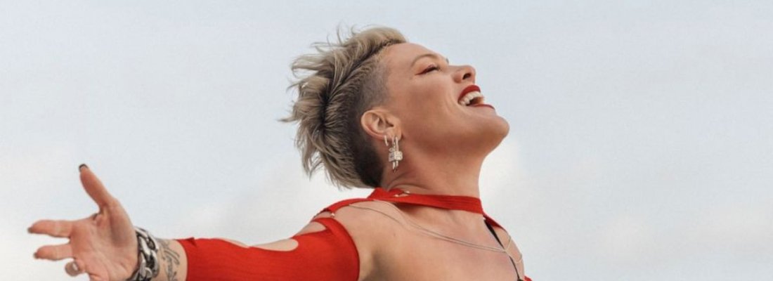Pink entrega mensagem positiva em novo single, ‘Trustfall’