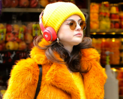 Selena Gomez libera prévia da nova série “Only Murders In The Building”