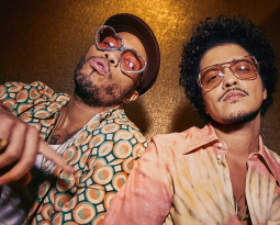 Bruno Mars lança novo single “Skate” - Rádio Costa do Sol