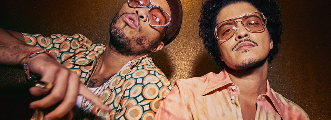 Silk Sonic, de Bruno Mars, adia lançamento de álbum para 2022