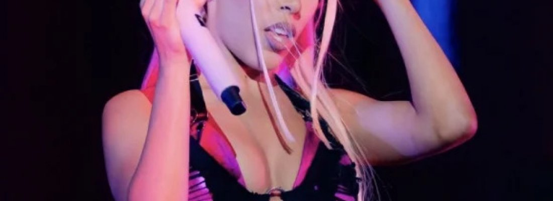 Doja Cat interrompe show no Lollapalooza Argentina para socorrer fã