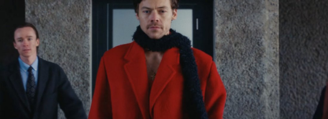 “As It Was”, nova música de Harry Styles, faz sucesso nas paradas musicais